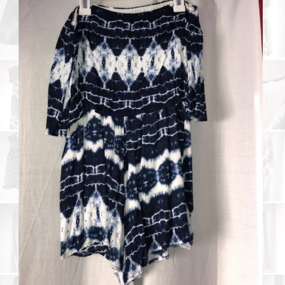 strapless blue tye die patterned romper size S